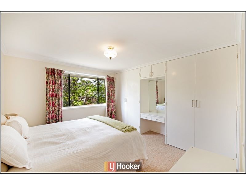 4 Bussell Crescent, Cook ACT 2614