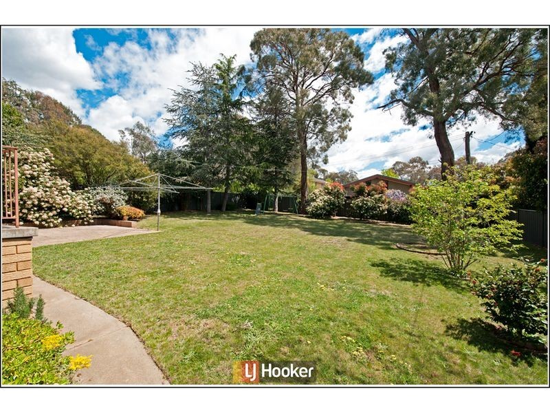 4 Bussell Crescent, Cook ACT 2614