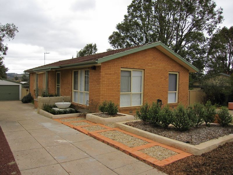 4 Magrath Crescent, Spence ACT 2615