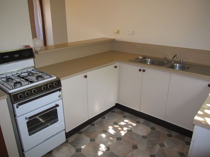 8/2 Buik Place, Belconnen ACT 2617