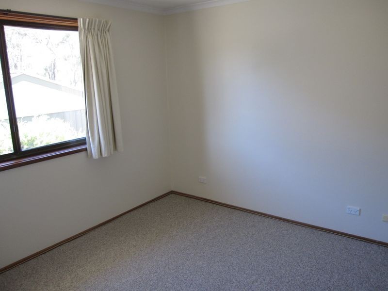 8/2 Buik Place, Belconnen ACT 2617