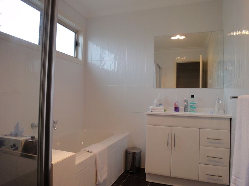 33 Nullarbor Avenue, Franklin ACT 2913