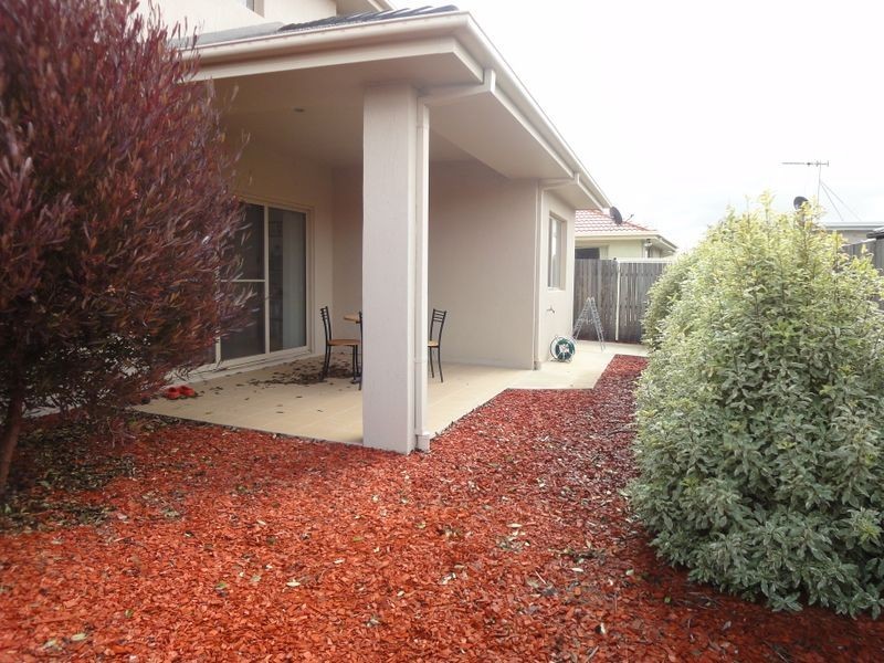 33 Nullarbor Avenue, Franklin ACT 2913
