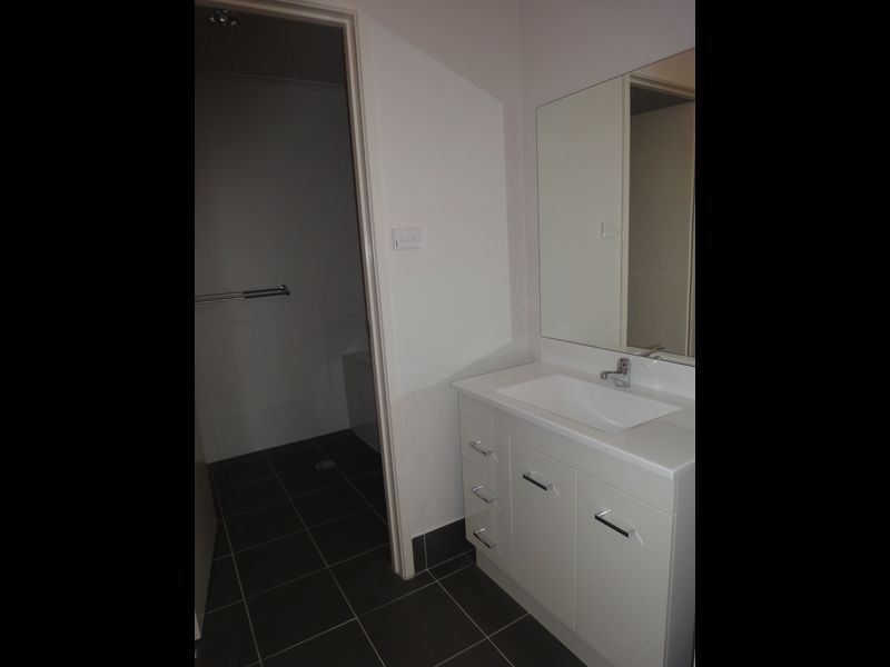 118 Macfarlane Burnett Avenue, Macgregor ACT 2615