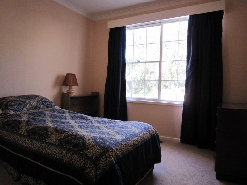 50 Mirning Crescent, Aranda ACT 2614