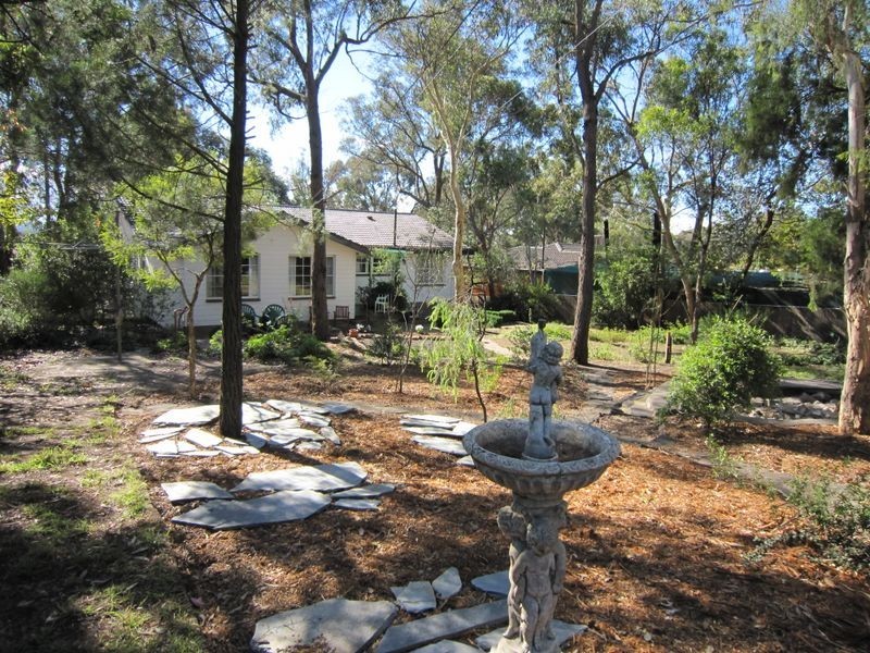 50 Mirning Crescent, Aranda ACT 2614