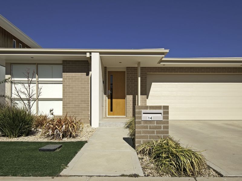 14 Dickins Street, Forde ACT 2914