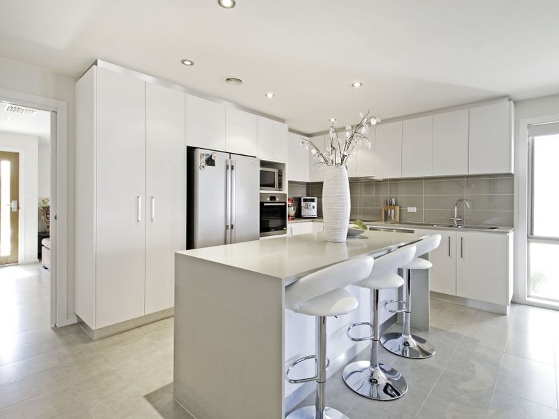 14 Dickins Street, Forde ACT 2914