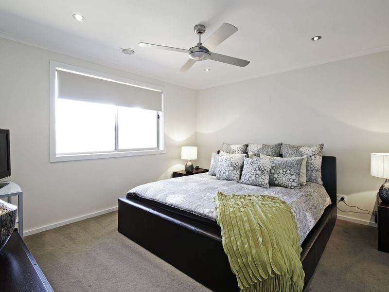 14 Dickins Street, Forde ACT 2914