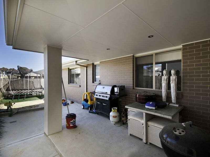14 Dickins Street, Forde ACT 2914