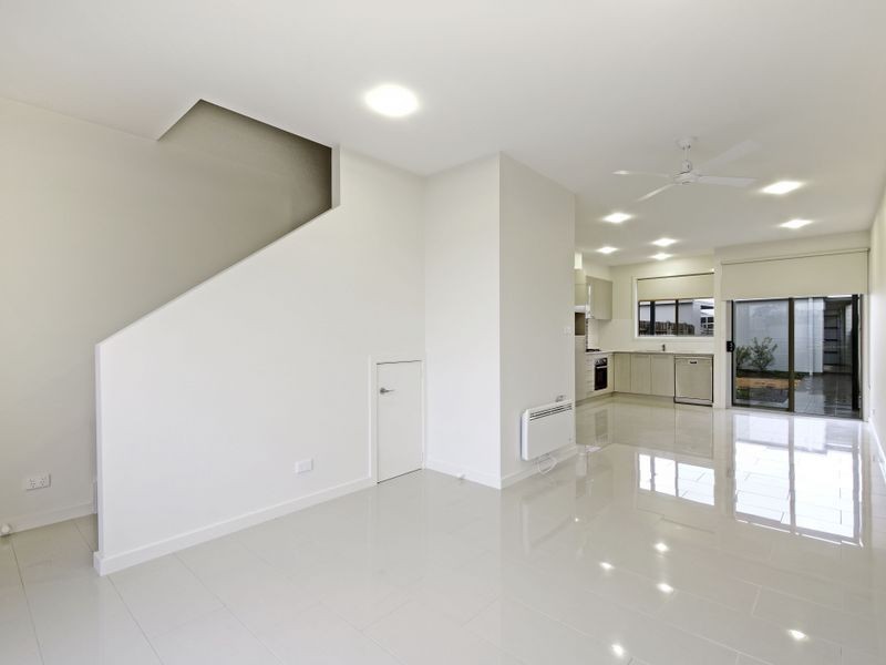 7 Stowport Avenue, Crace ACT 2911