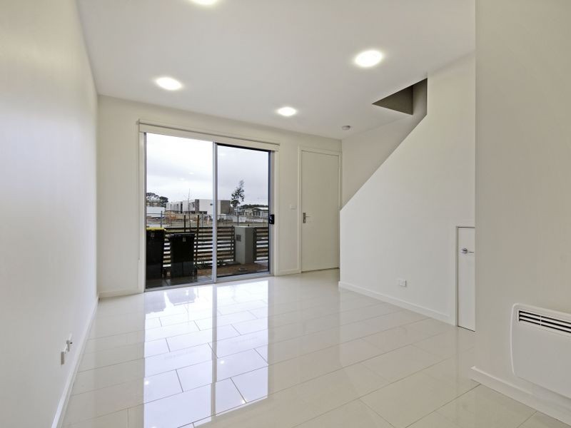 7 Stowport Avenue, Crace ACT 2911