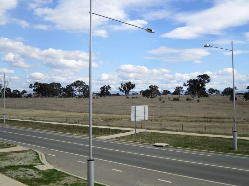 4/75 Elizabeth Jolley Street, Franklin ACT 2913