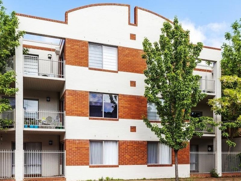 2/139 Port Jackson Circuit, Phillip ACT 2606
