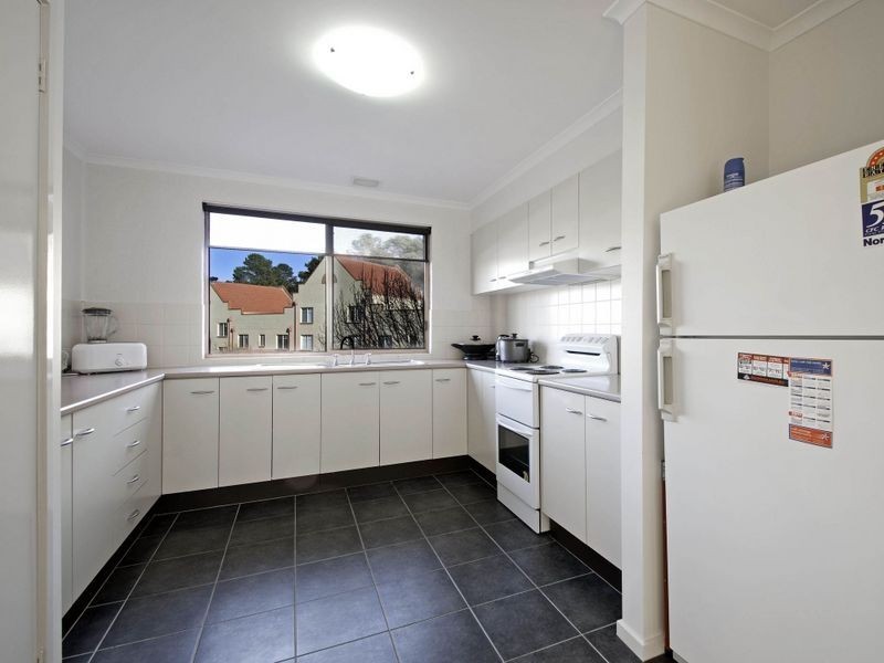 2/139 Port Jackson Circuit, Phillip ACT 2606