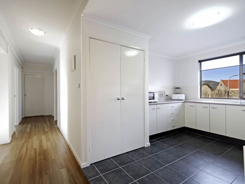 2/139 Port Jackson Circuit, Phillip ACT 2606