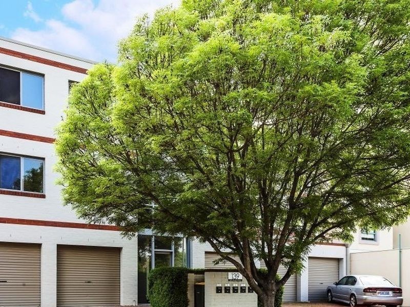 2/139 Port Jackson Circuit, Phillip ACT 2606
