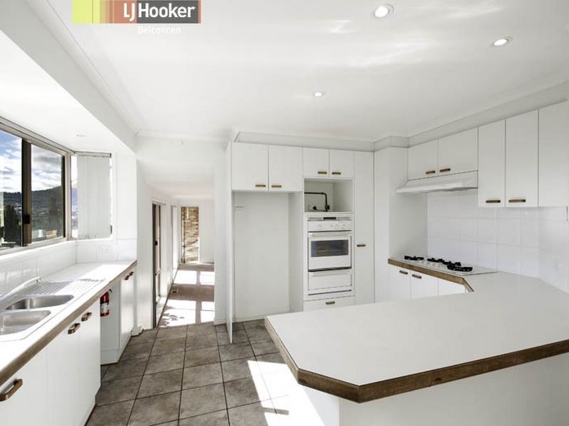 4 Sharman Place, Gordon ACT 2906