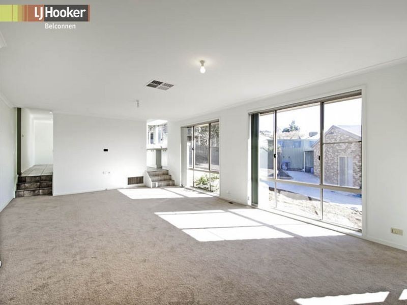 4 Sharman Place, Gordon ACT 2906
