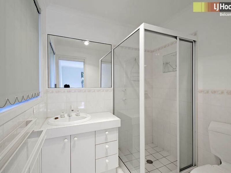 4 Sharman Place, Gordon ACT 2906