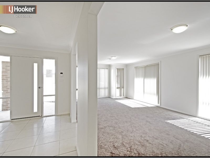 56 Macfarlane Burnet Avenue, Macgregor ACT 2615