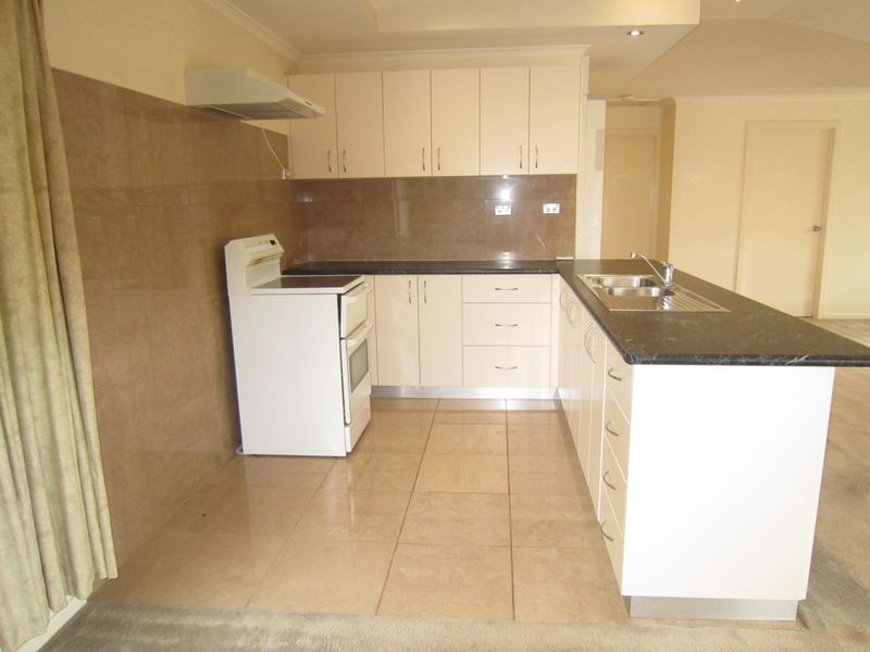 1/50 Belconnen Way, Page ACT 2614