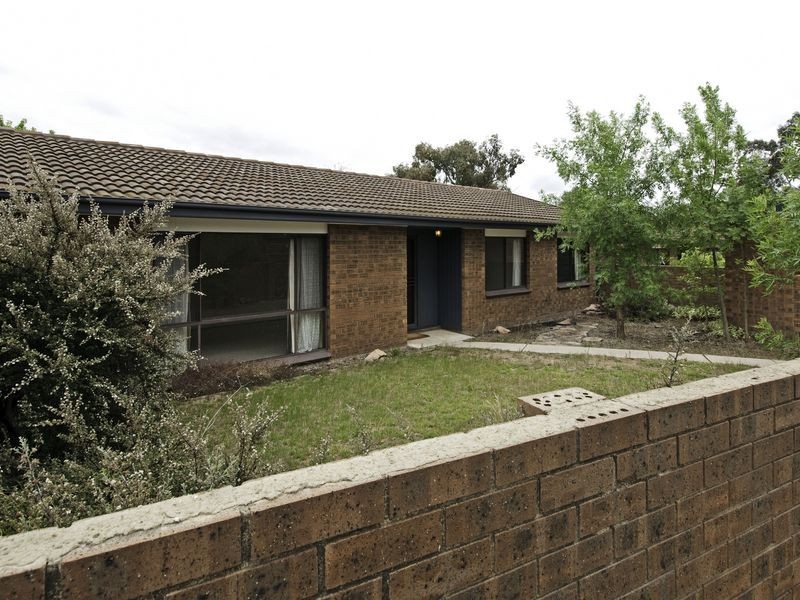 1/8 Walhallow Street, Hawker ACT 2614