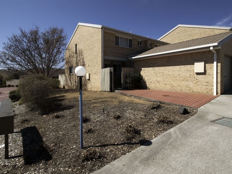 89/15 ‘Beechwood’ John Cleland Drive, Florey ACT 2615