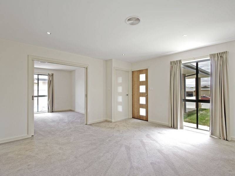 45 Wunderly Circuit, Macgregor ACT 2615