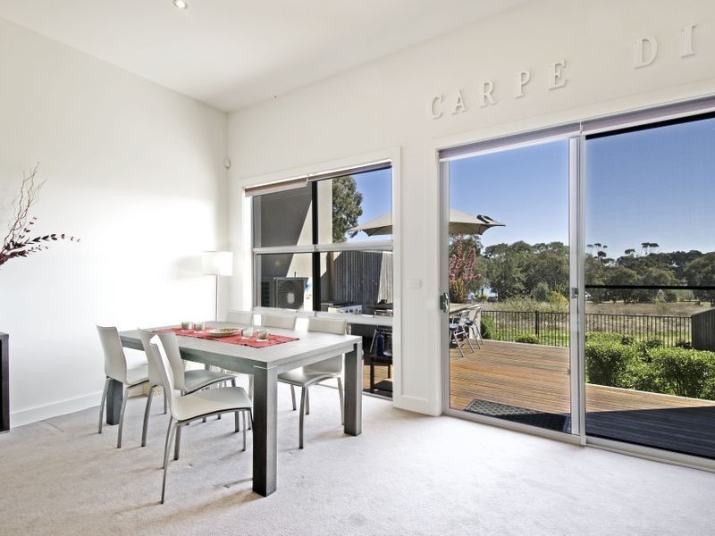 2/11 Joy Cummins Place, Belconnen ACT 2617