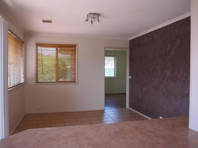 49 Thornhill Crescent, Dunlop ACT 2615