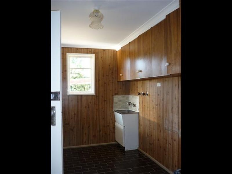 8 Dickinson Street, Watson ACT 2602