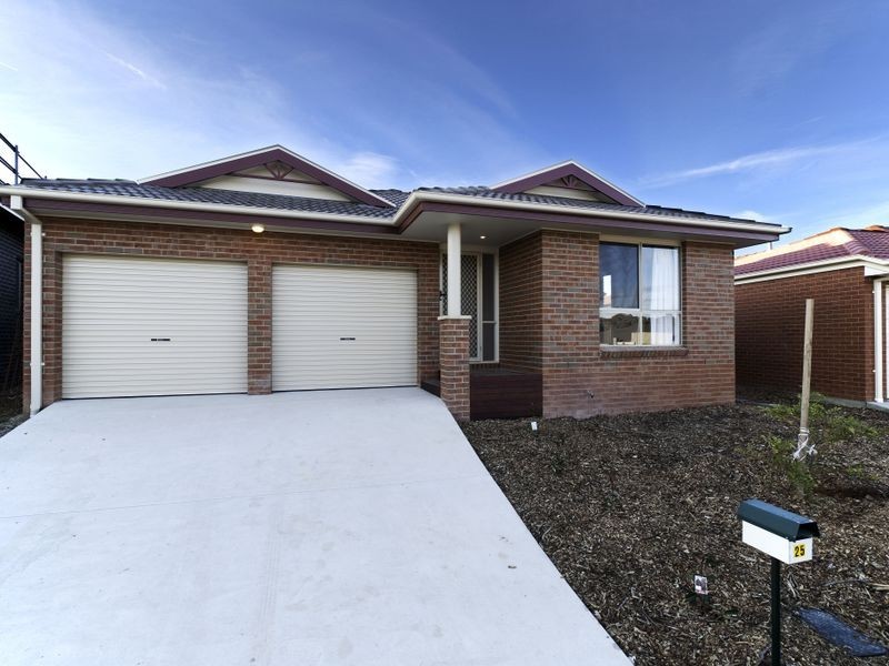25 Charles Perkins Circuit, Bonner ACT 2914