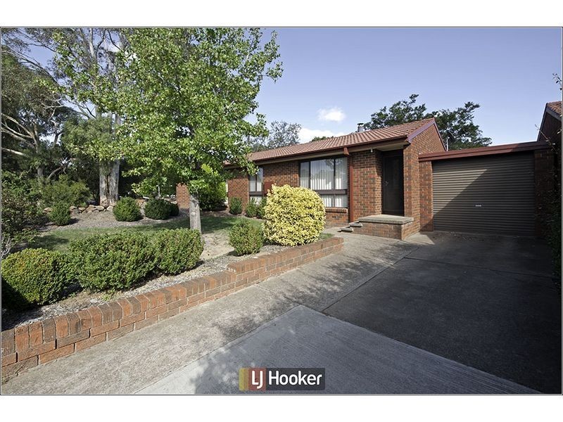 6 Lumholtz Place, Florey ACT 2615