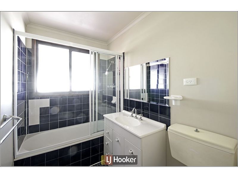 6 Lumholtz Place, Florey ACT 2615