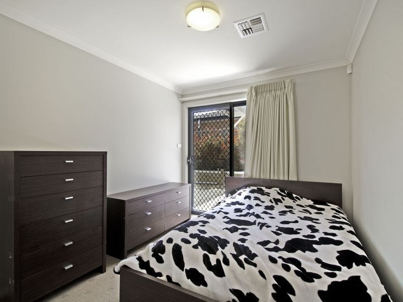 32 Polilight Street, Dunlop ACT 2615