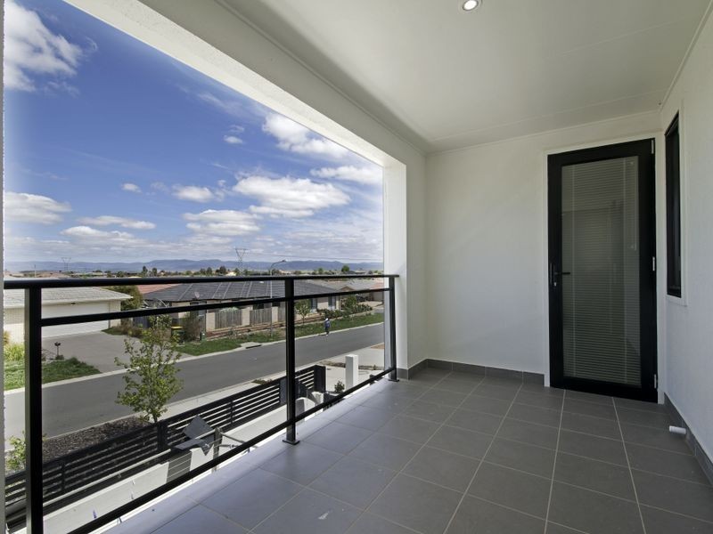 32 Polilight Street, Dunlop ACT 2615