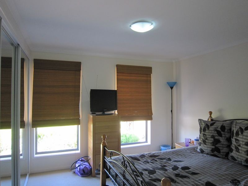 4 Eccles Circuit, Macgregor ACT 2615