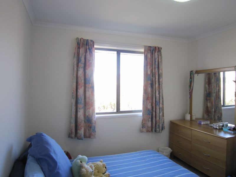 4 Eccles Circuit, Macgregor ACT 2615