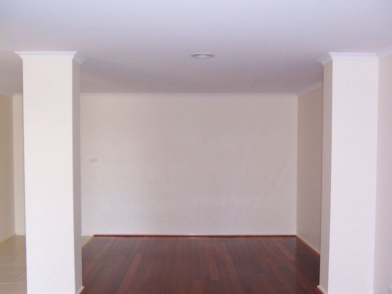 12 Courtneidge Street, Dunlop ACT 2615