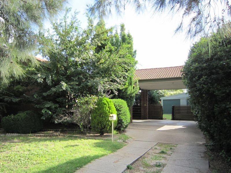 34 Lightfoot Crescent, Florey ACT 2615
