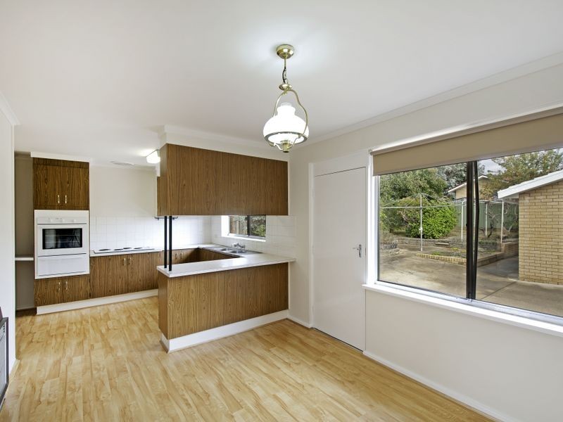 37 Grylls Crescent, Cook ACT 2614