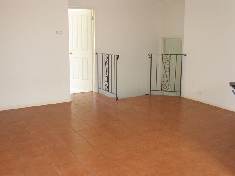 6 Doutney Place, Dunlop ACT 2615