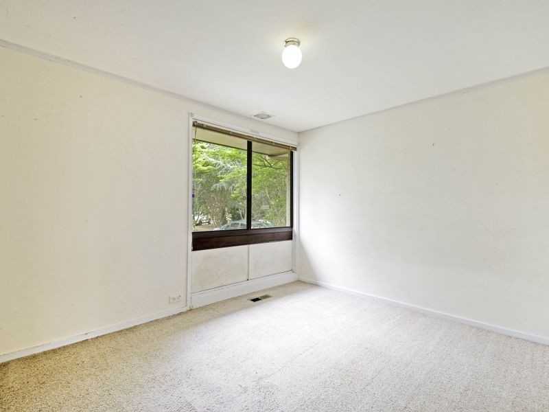 33 Spica Street, Giralang ACT 2617