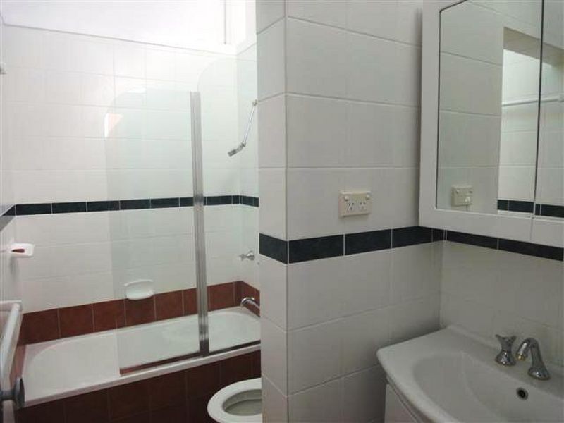 1/8 Bindaga Street, Aranda ACT 2614