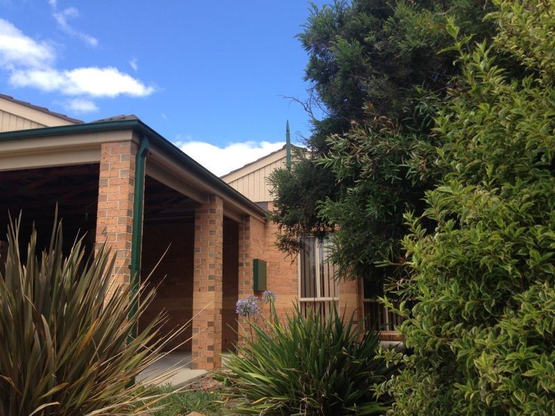 4 Grounds Crescent, Greenway ACT 2900