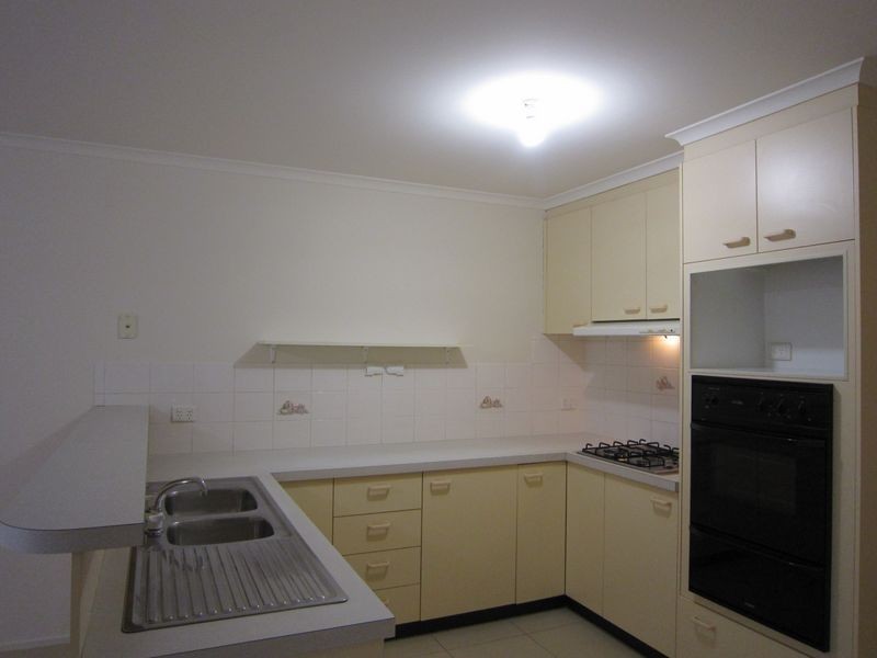 4 Grounds Crescent, Greenway ACT 2900