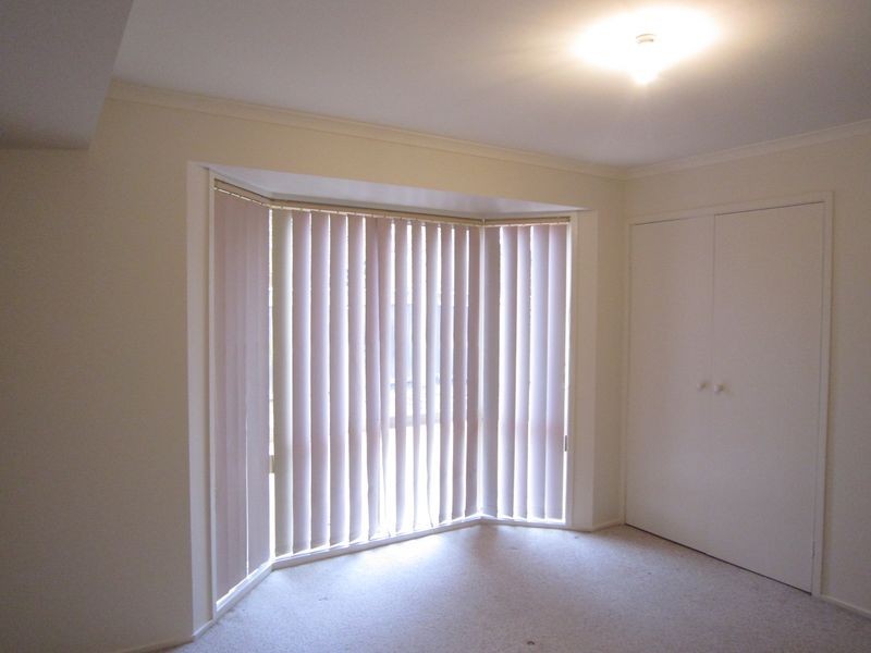 4 Grounds Crescent, Greenway ACT 2900