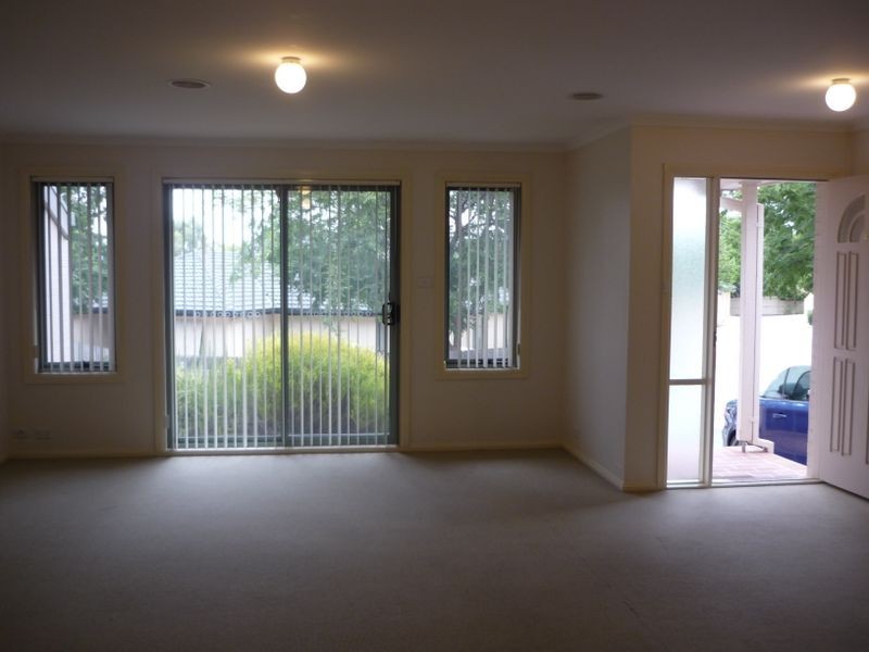 4/8 Fidler Court, Bruce ACT 2617