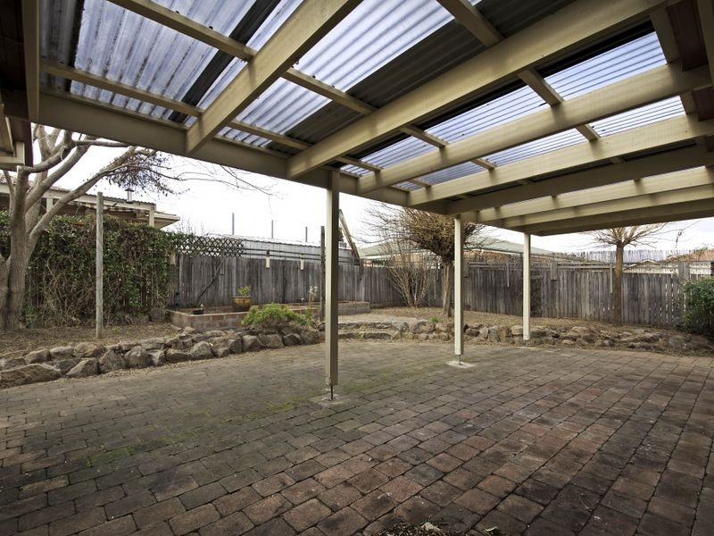 11 Dacomb Court, Dunlop ACT 2615